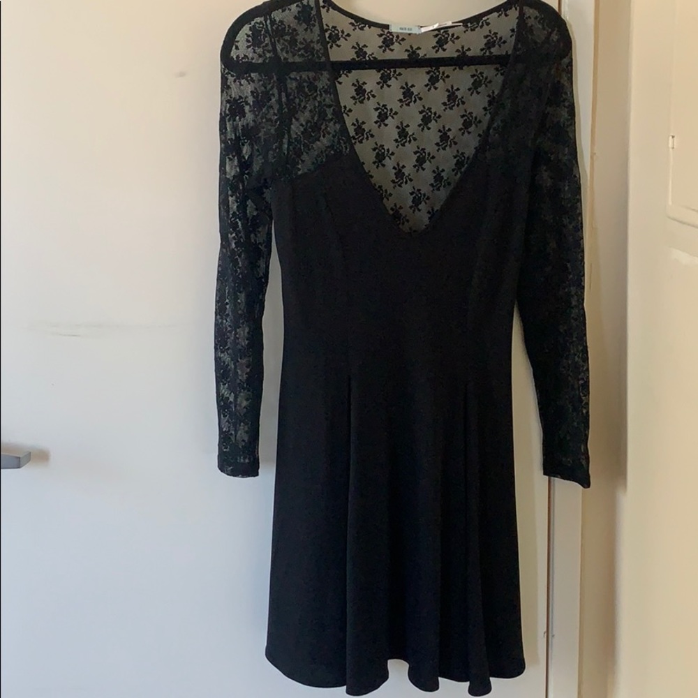 Gorgeous plunging black dress